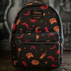 NWT Loungefly Hocus Pocus Dani Halloween Mini